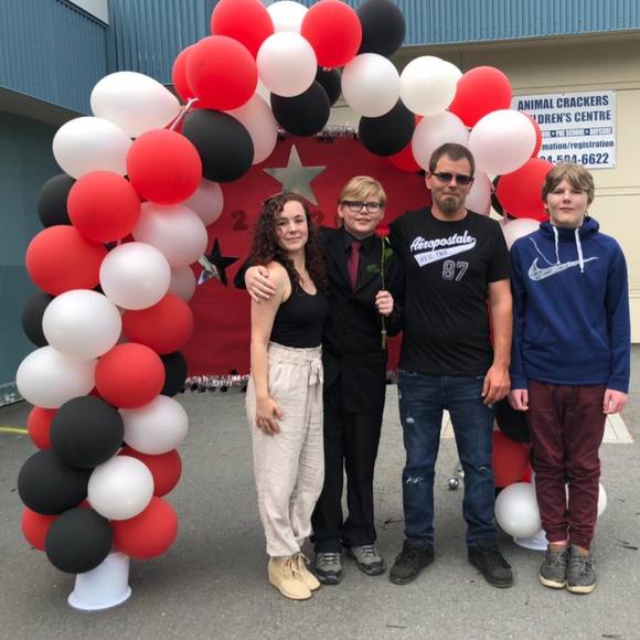 Meet your Posher, Alexandra - Picture 1 of 1